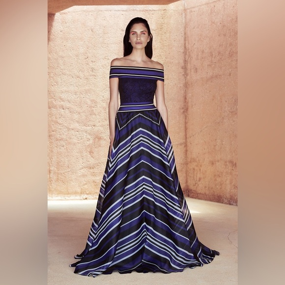 NWT TADASHI SHOJI ENNIS OFF-THE-SHOULDER STRIPED ORGANZA GOWN Dress Medium Blue - Picture 3 of 15